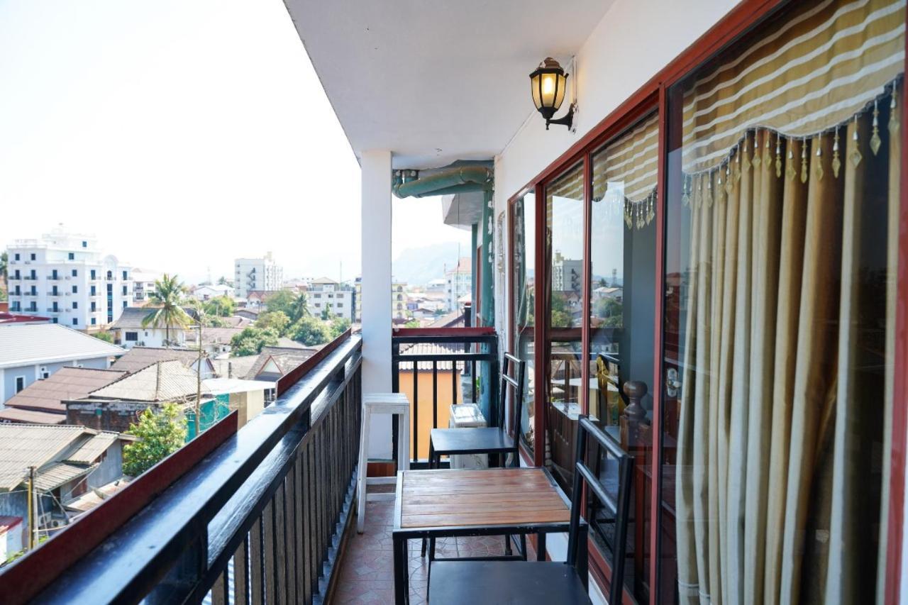 Bountang Riverside Hotel Vang Vieng Eksteriør bilde